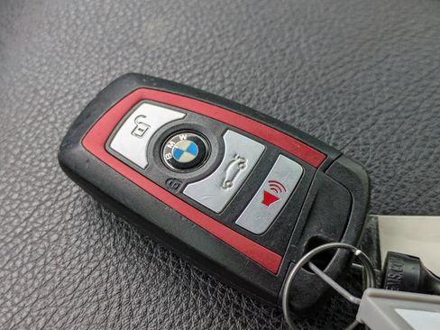 Used 2018 BMW 230i Convertible RWD image 26