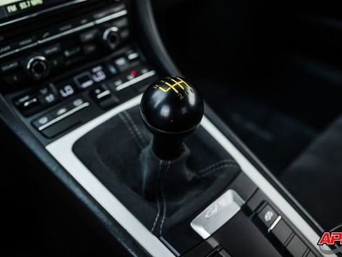 Used 2016 Porsche Cayman GT4 image 13