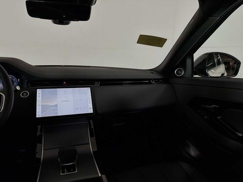 New 2026 Land Rover Range Rover Evoque S image 29