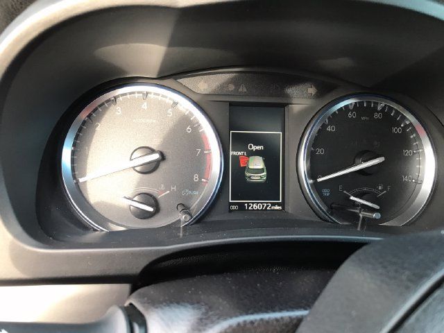 Used 2016 Toyota Highlander Limited w/ Protection Package #3 AWD/4WD image 9