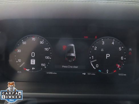 Used 2024 Land Rover Defender 130 X-Dynamic SE image 13