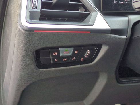 Certified 2023 BMW 330i 330i w/ M Sport Package image 15