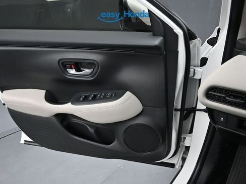 New 2026 Honda HR-V LX image 15