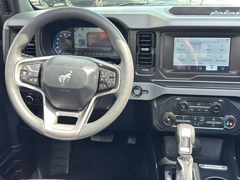 Used 2022 Ford Bronco 4-Door AWD/4WD image 7