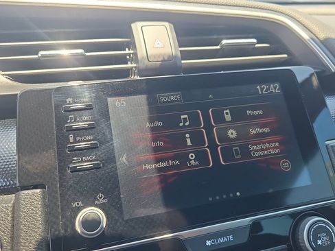 Used 2020 Honda Civic Sport image 21
