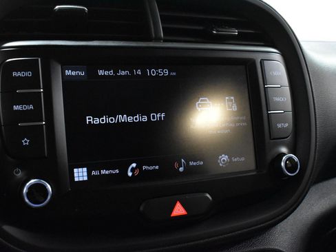 Used 2023 Kia Soul LX w/ LX Technology Package image 15