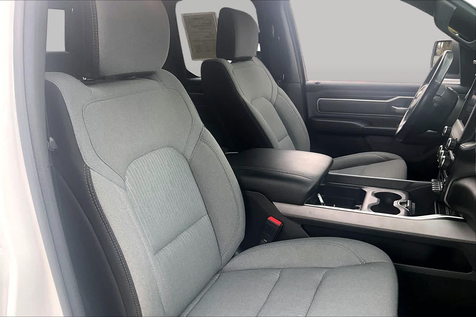 Used 2022 RAM 1500 Big Horn AWD/4WD image 9