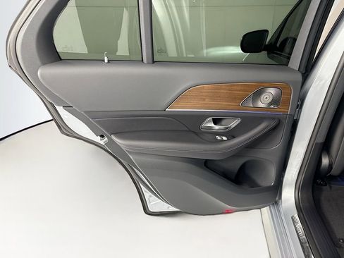New 2026 Mercedes-Benz GLE 580 4MATIC image 27