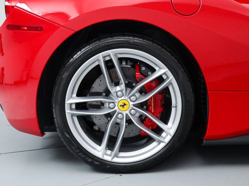 Certified 2019 Ferrari 488 GTB image 38