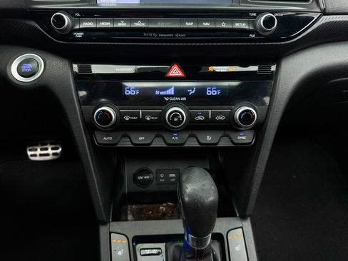 Used 2020 Hyundai Elantra Sport w/ Premium Package 02 FWD image 23