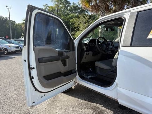 Used 2018 Ford F150 XL w/ XL Power Equipment Group AWD/4WD image 9