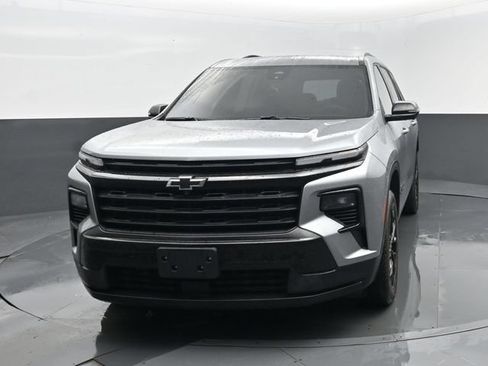 Used 2026 Chevrolet Traverse LT w/ Midnight/Sport Edition AWD/4WD image 26