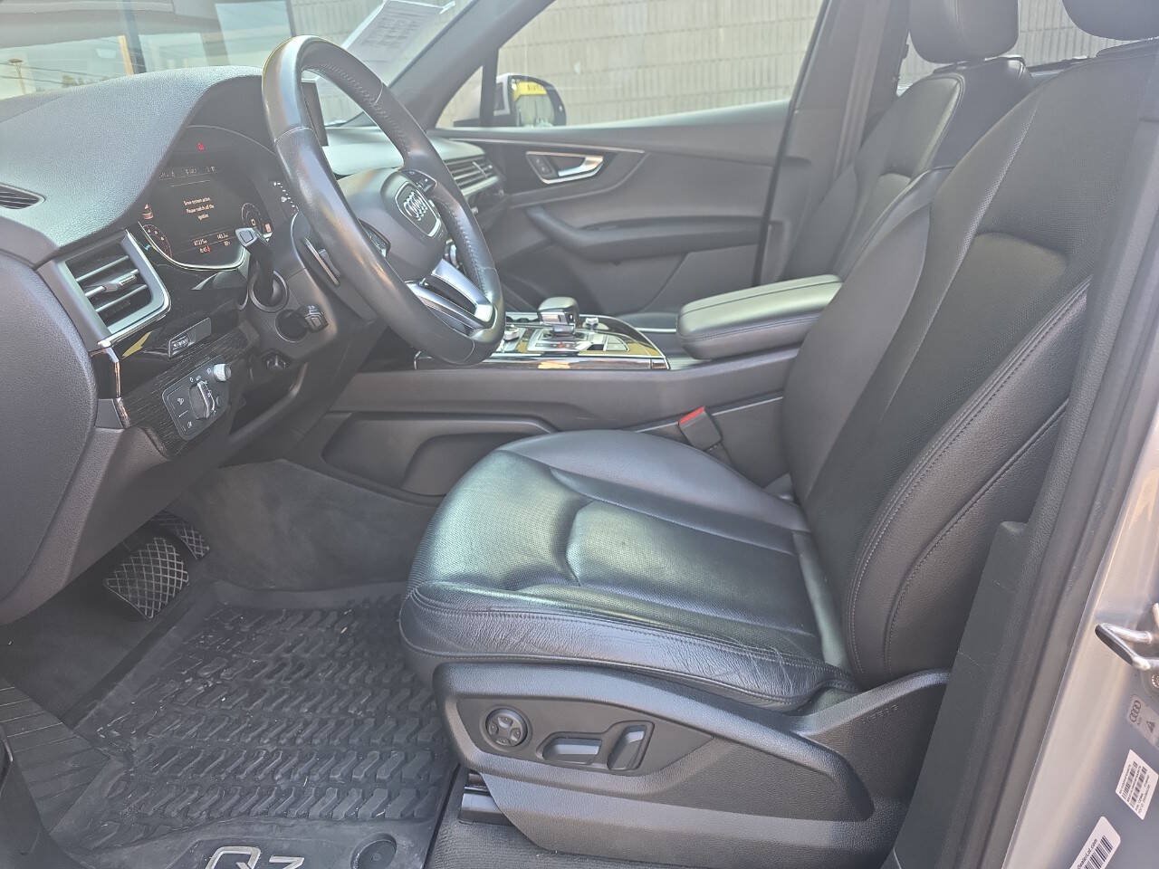 Used 2019 Audi Q7 3.0T Prestige AWD/4WD image 6