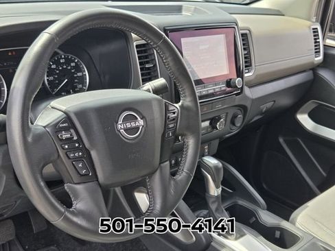 Used 2022 Nissan Frontier SV RWD image 9
