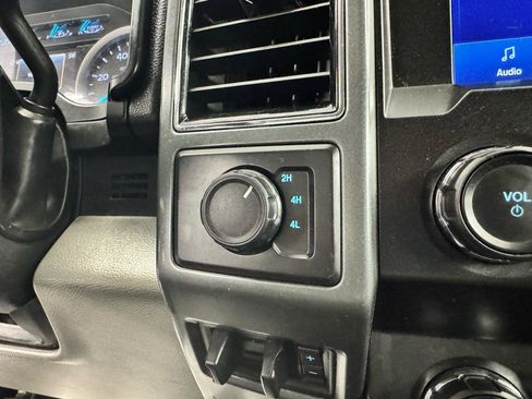 Used 2021 Ford F250 XLT AWD/4WD image 23