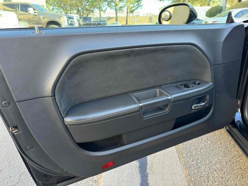 Used 2010 Dodge Challenger SRT8 w/ SRT Option Group II image 53