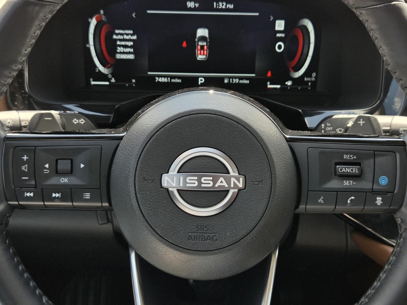 Used 2024 Nissan Pathfinder Platinum FWD image 34