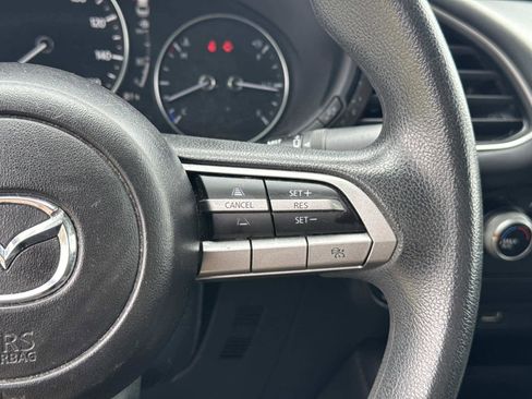 Used 2021 MAZDA MAZDA3 s image 30
