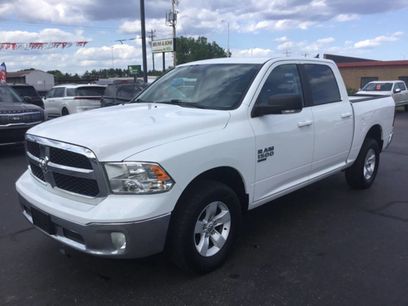 Used 2019 RAM 1500 Classic SLT w/ Luxury Group