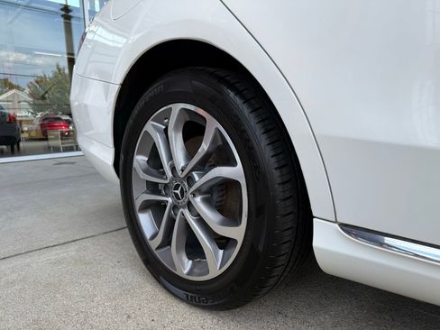 Used 2017 Mercedes-Benz C 300 4MATIC Sedan image 9