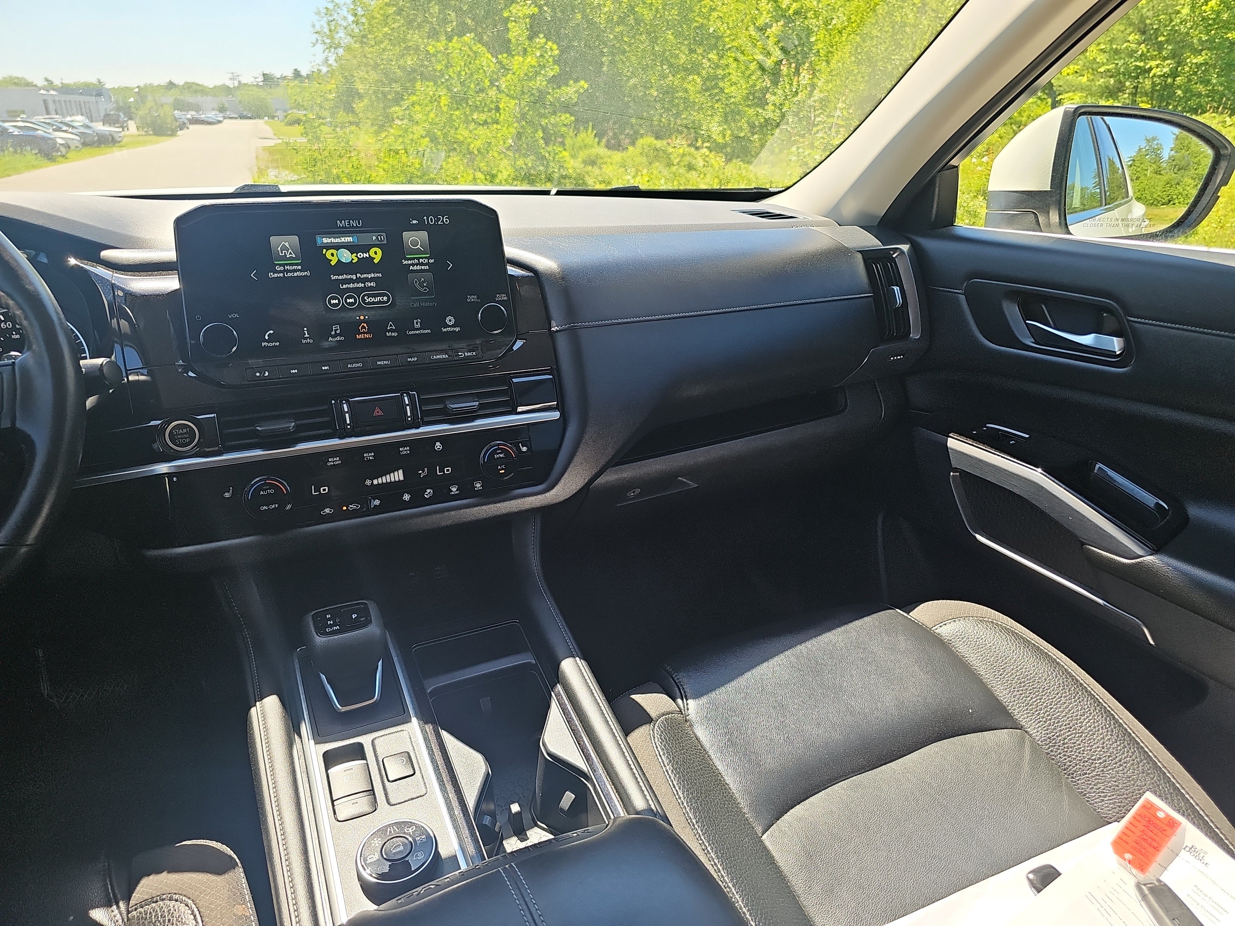 Used 2023 Nissan Pathfinder SL AWD/4WD image 20