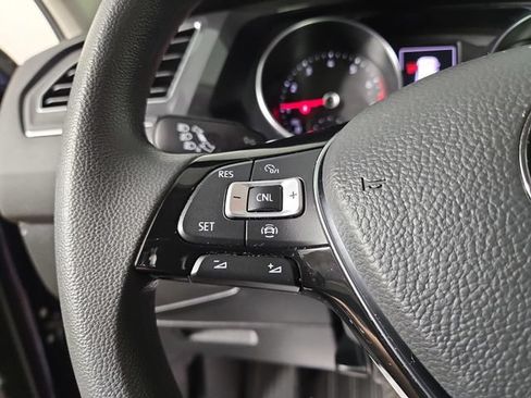 Used 2021 Volkswagen Tiguan S FWD image 23