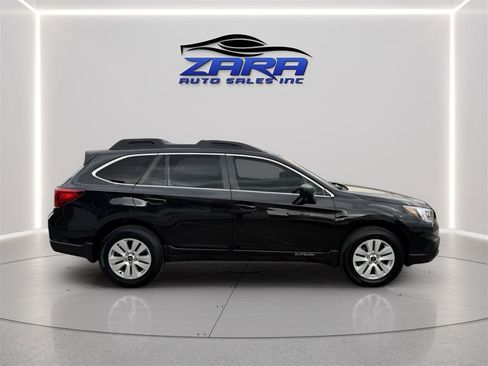 Used 2017 Subaru Outback 2.5i AWD/4WD image 5