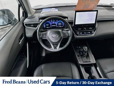Used 2026 Toyota Corolla Cross XLE AWD/4WD image 28
