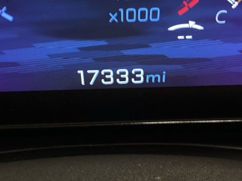 Used 2025 Chevrolet Equinox LT image 17