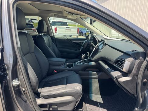 Used 2022 Subaru Outback Limited AWD/4WD image 32