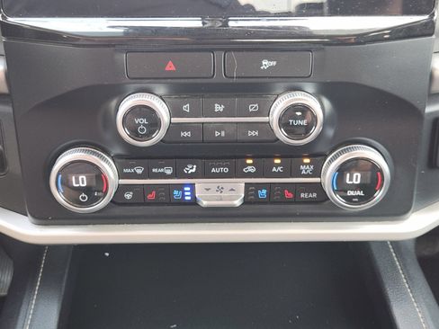 Used 2023 Ford Expedition XLT RWD image 20