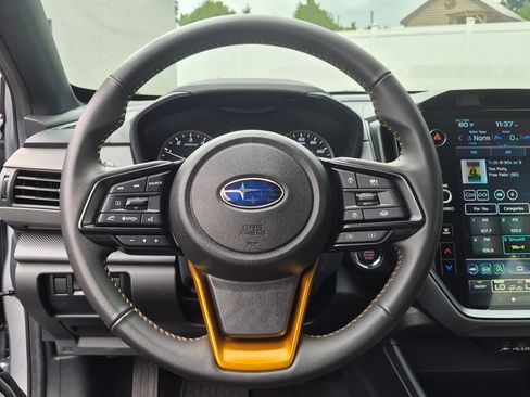 Used 2025 Subaru Crosstrek 2.5i Wilderness AWD/4WD image 18