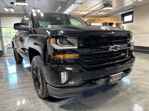 Used 2019 Chevrolet Silverado 1500 LT w/ All Star Edition image 3