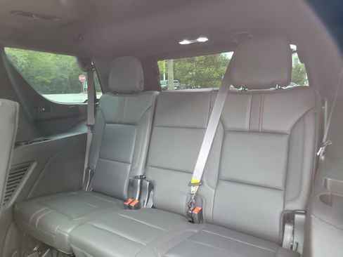 Used 2023 Chevrolet Tahoe RST AWD/4WD image 22