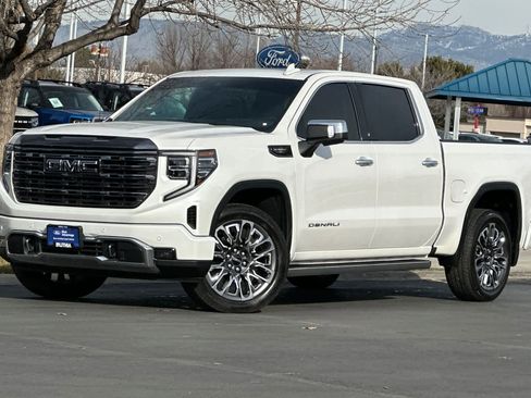 Used 2024 GMC Sierra 1500 Denali Ultimate image 1