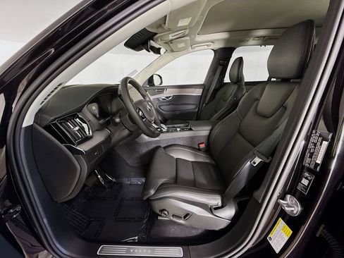 New 2026 Volvo XC90 B6 Ultra w/ Protection Package image 22