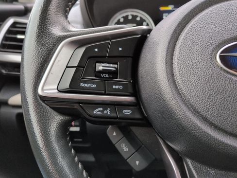 Used 2022 Subaru Forester Limited image 25