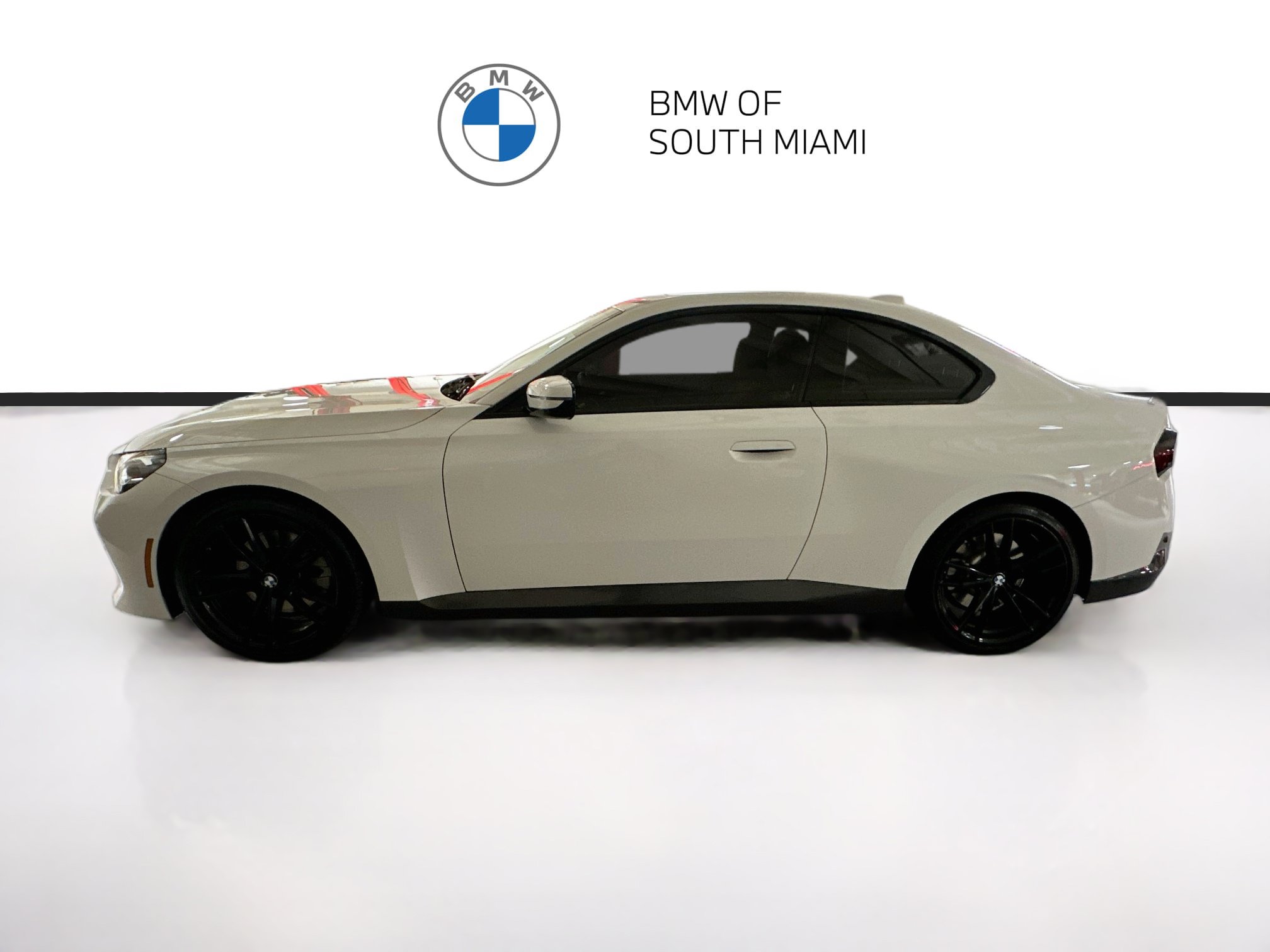 Used 2022 BMW 230i Coupe w/ M Sport Package RWD image 4