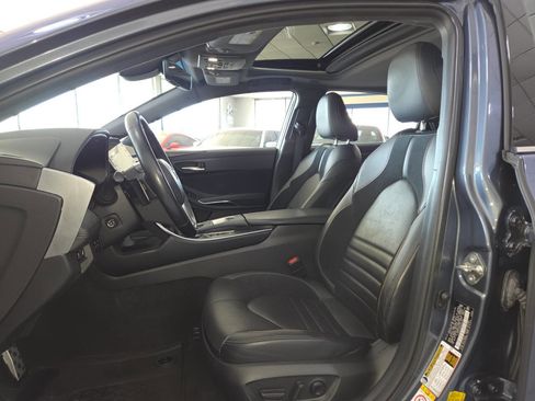 Used 2019 Toyota Avalon Touring w/ All Weather Liner Package FWD image 18