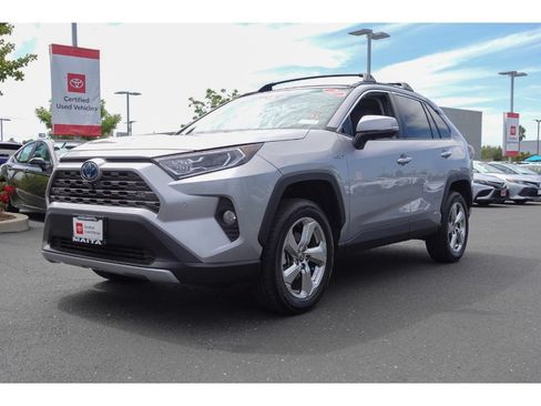 Certified 2021 Toyota RAV4 Limited AWD/4WD image 7