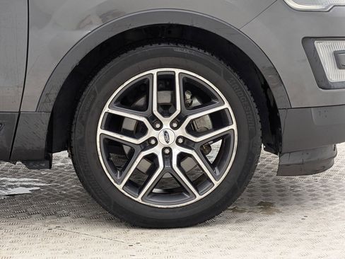 Used 2016 Ford Explorer Sport w/ Equipment Group 401A image 12