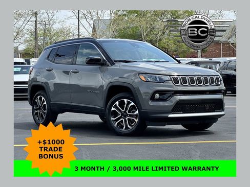 Used 2023 Jeep Compass Limited AWD/4WD image 1