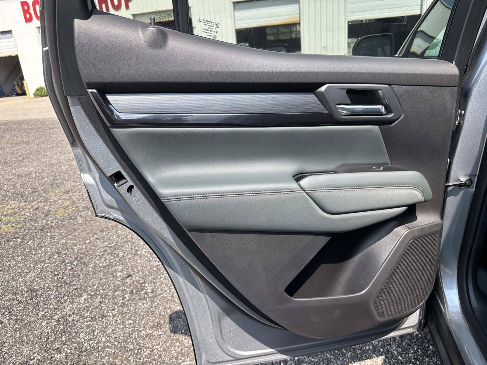 New 2026 GMC Terrain AT4 w/ Convenience Package III AWD/4WD image 12