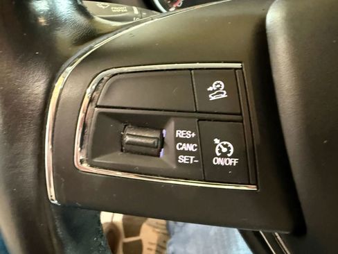 Used 2017 Maserati Levante w/ Luxury Package image 20