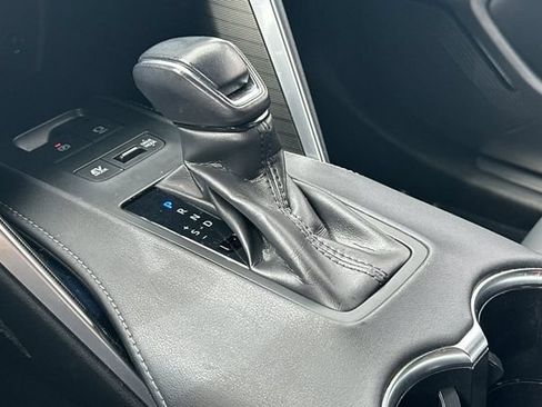 Certified 2023 Toyota Venza XLE AWD/4WD image 26