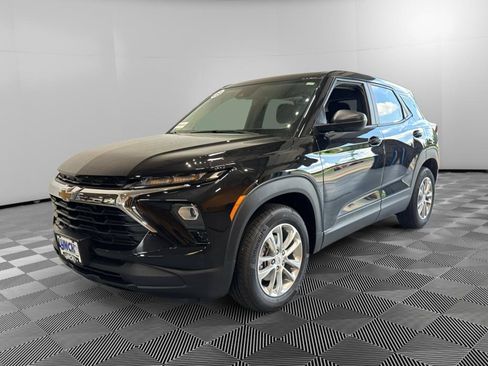 New 2026 Chevrolet TrailBlazer LS w/ LS Convenience Package FWD image 1
