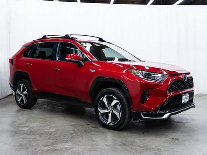 Used 2021 Toyota RAV4 SE w/ Weather & Moonroof Package