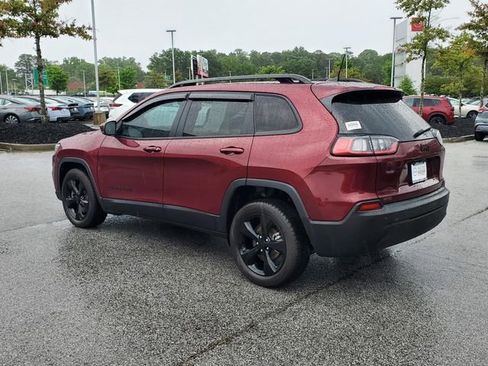 Used 2021 Jeep Cherokee Latitude Plus FWD image 5