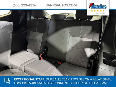 New 2026 GMC Acadia Elevation image 12