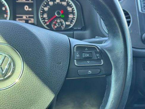 Used 2017 Volkswagen Tiguan S AWD/4WD image 25